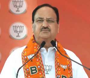 नेहा हिरेमथ के परिवार से मिले भाजपा अध्यक्ष जेपी नड्डा, सीबीआई जांच की मांग